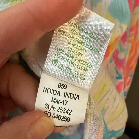 Lilly Pulitzer El Bravo Way Coverup in Sparkling Sands, Size L/XL. - Picture 11 of 12